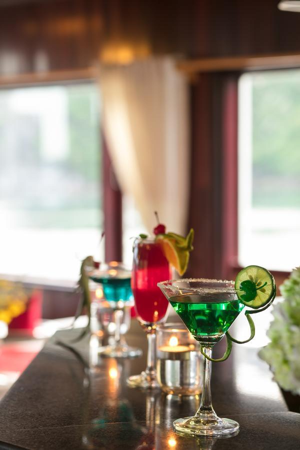 Majestic Halong Cruise Hotel Hạ Long Ngoại thất bức ảnh