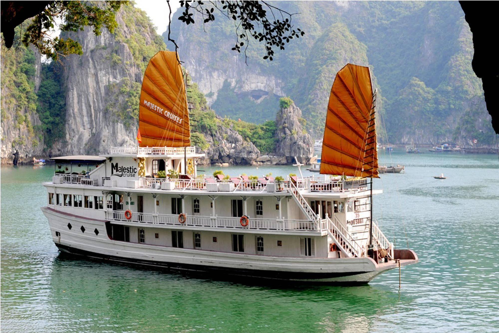 Majestic Halong Cruise Hotel Hạ Long Ngoại thất bức ảnh