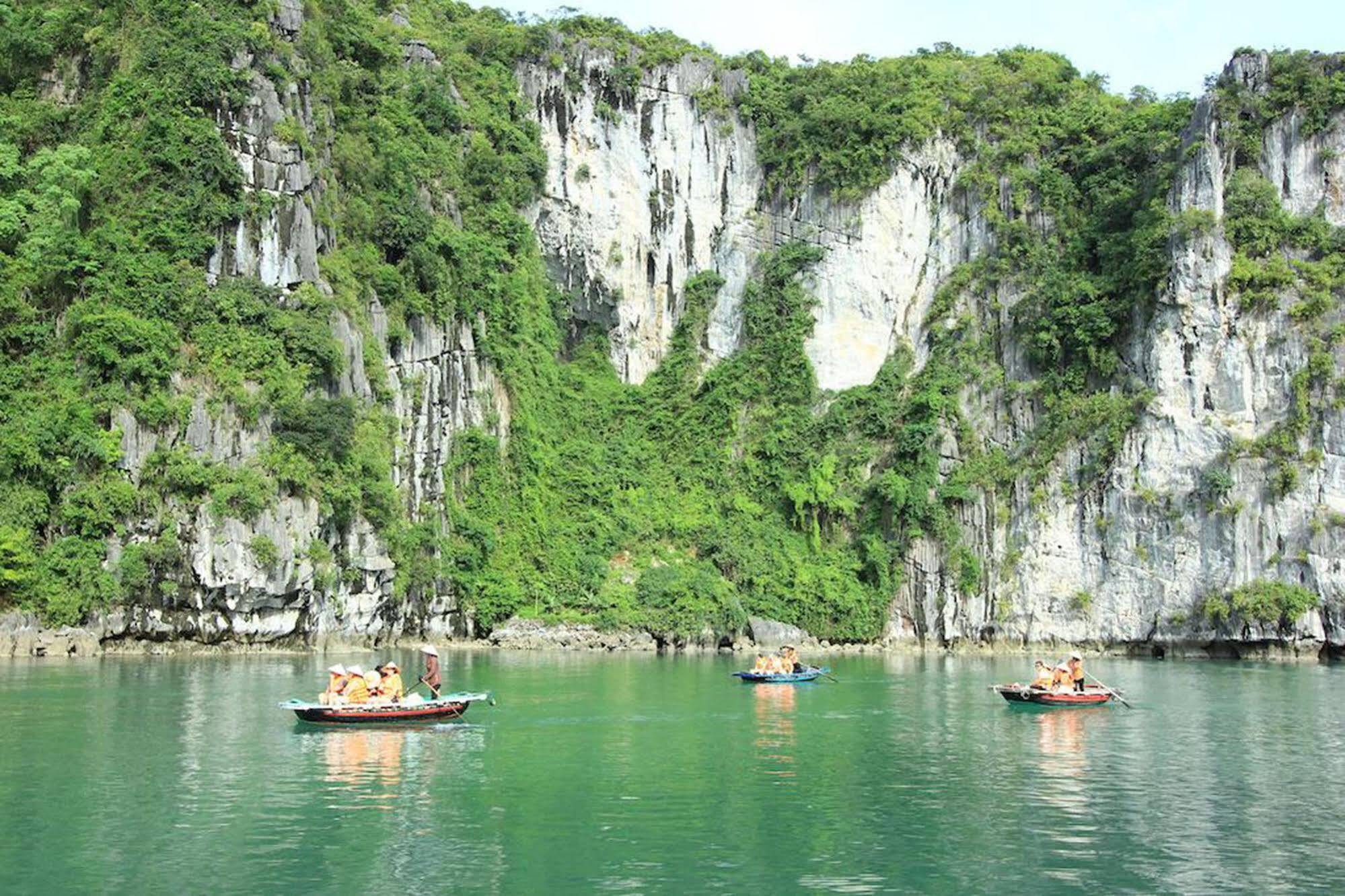 Majestic Halong Cruise Hotel Hạ Long Ngoại thất bức ảnh