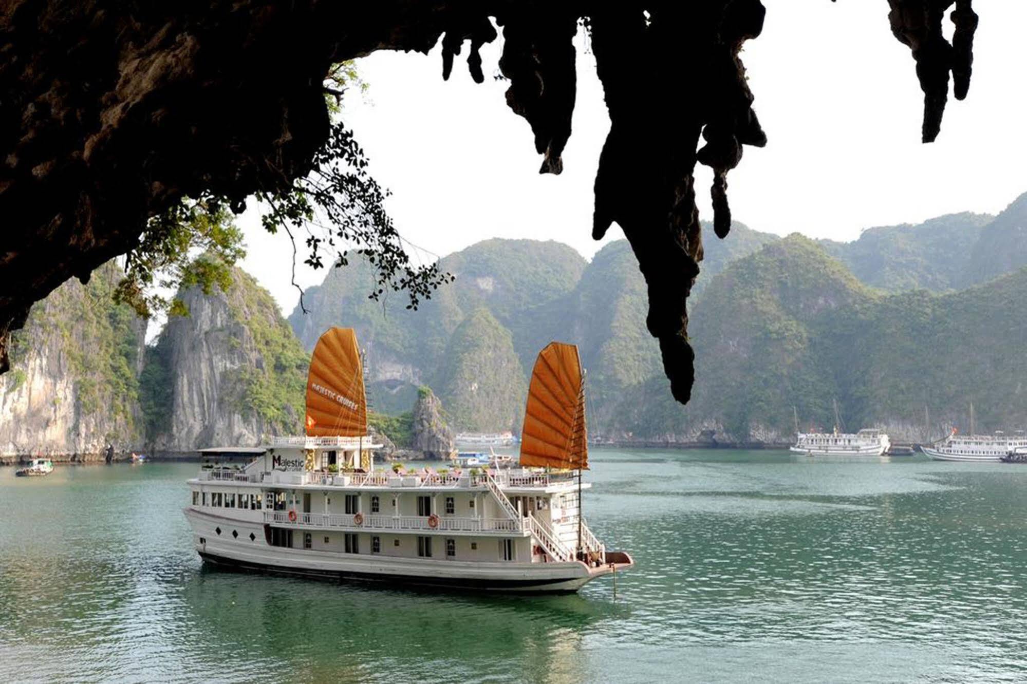 Majestic Halong Cruise Hotel Hạ Long Ngoại thất bức ảnh
